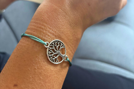 Cordon pour bracelet coulissant : lequel choisir (et où le faire remplacer) ?