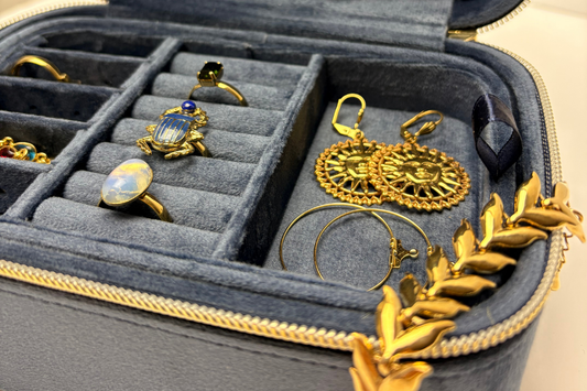 Redorer ou argenter ses bijoux : Le guide ultime pour sublimer vos bijoux
